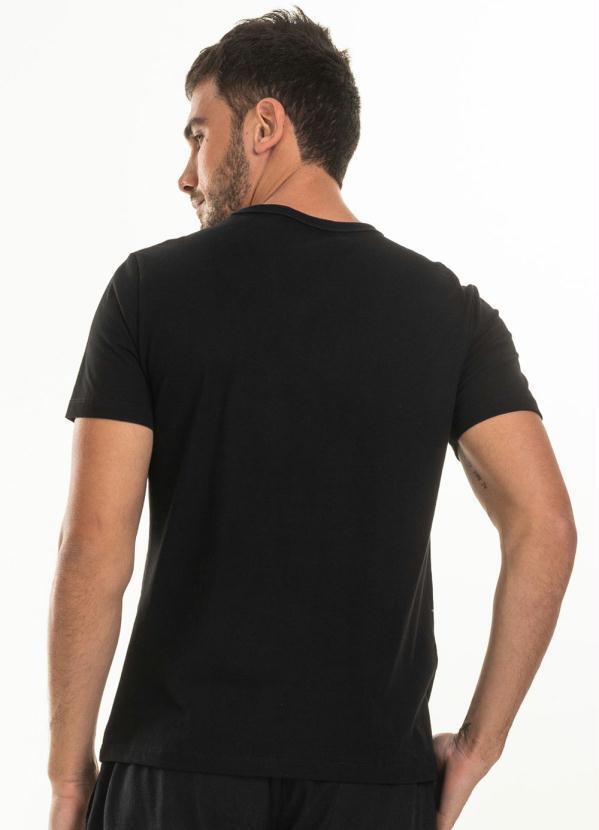 Camiseta Masculina Adulto Preto
Camiseta Masculina Adulto Preto