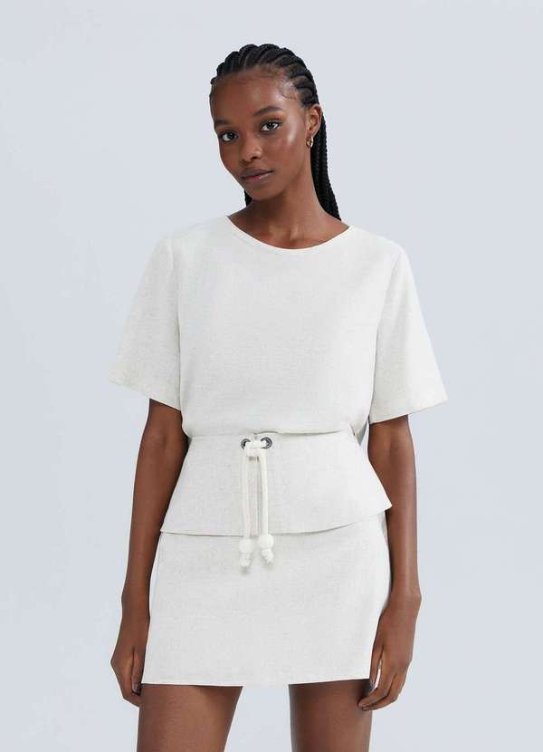 Vista 2 Blusa Feminina Manga Curta com Linho Branco Hering Hering