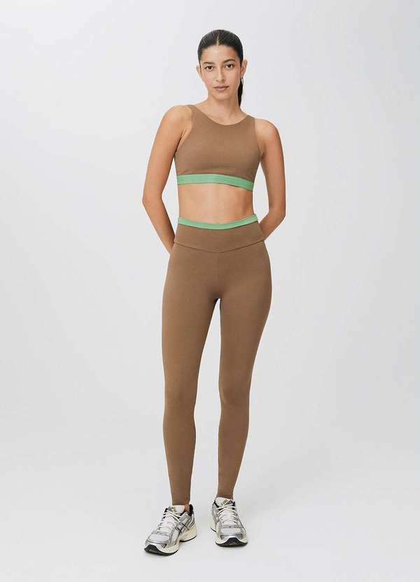Vista 2 Calca Legging Esportiva Feminina com Fio Lycra Marrom Hering Hering