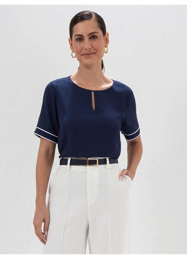 Blusa Manga Curta com Filetes Contrastantes Iracema