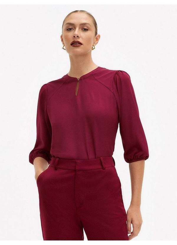 Blusa Manga 7/8 em Crepe Vermelho Marsala Cirlane