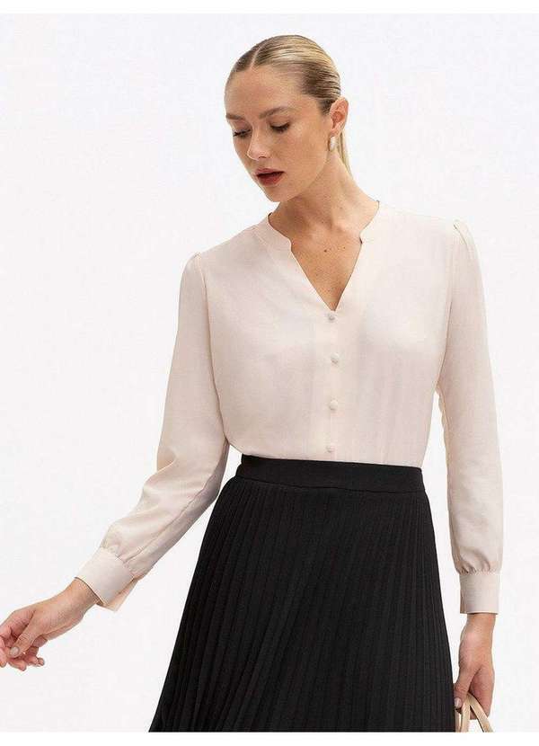 Blusa Manga Longa em Crepe Aveia Adriana
