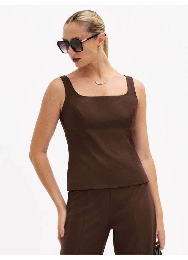 Blusa sem Manga em Alfaiataria Marrom Bathilda