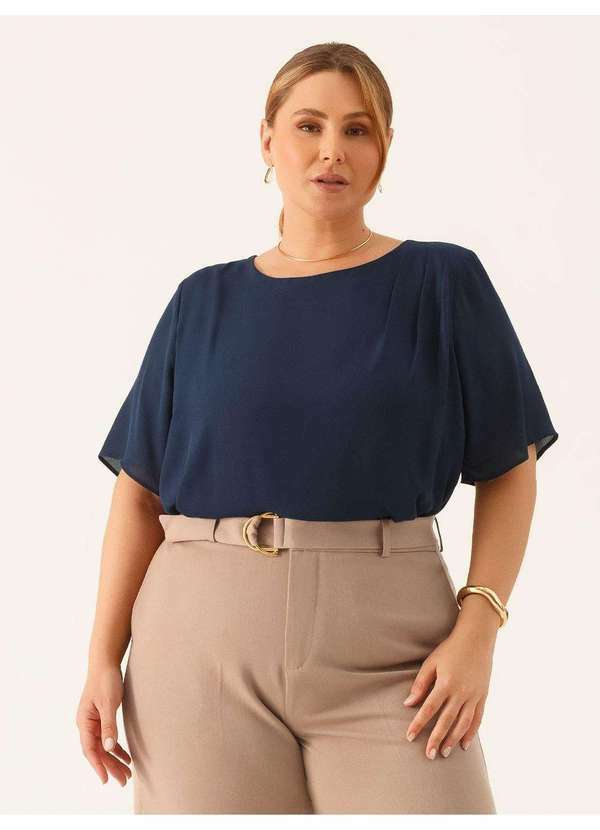 Blusa Manga Curta em Crepe Plus Size Marinho Violette