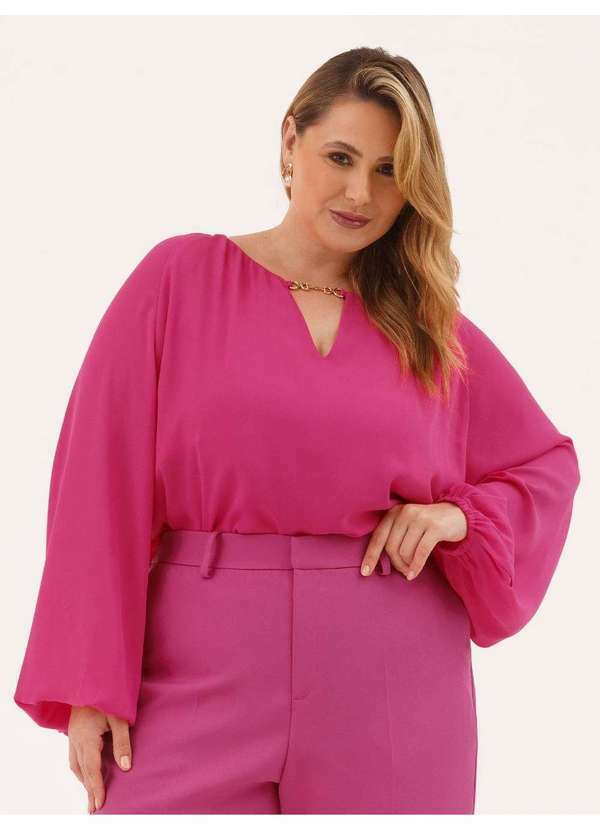 Blusa Manga Longa em Crepe Plus Size Framboesa Cati
