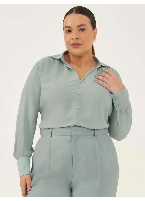 Blusa Manga Longa em Crepe Plus Size Verde Água Izaura