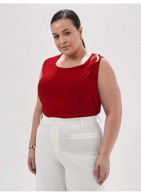 Blusa sem Manga de Crepe Plus Size Vermelho Kiarah