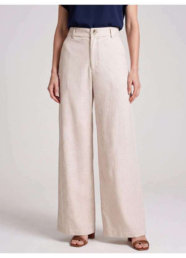 Calça Pantalona com Bolsos em Linho Natural Iselle