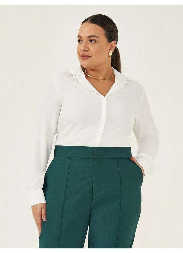 Camisa Social Botão Dourado Plus Size Off White Elisia