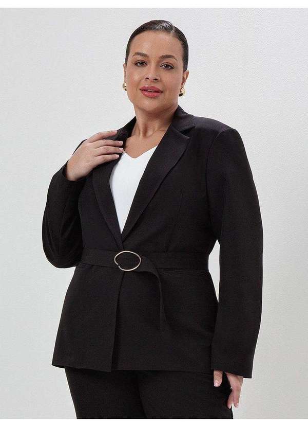 Blazer Intermediário em Alfaiataria Plus Size Preto Samila