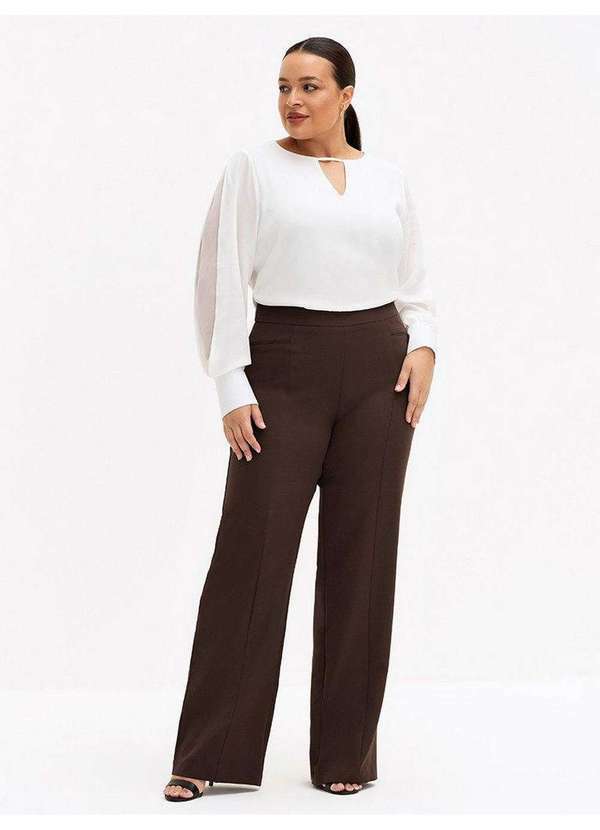 Calça Wide Leg de Alfaiataria Plus Size Marrom Cibele
