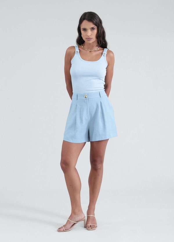 Short em Alfaiataria com Pregas e Bolso Azul