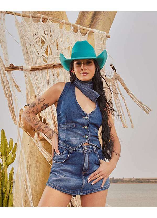 Shorts Saia Jeans Cintura Alta Detalhe Bolso Ana Castela Azul