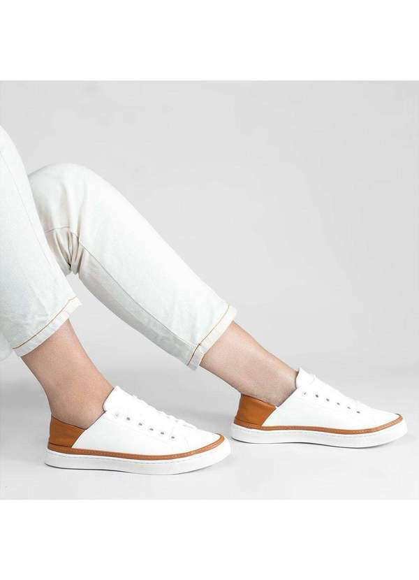 Tenis Basico Lola Marrom