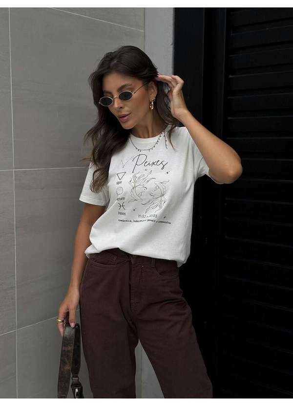 Camiseta Feminina Off Signo Peixes - Off