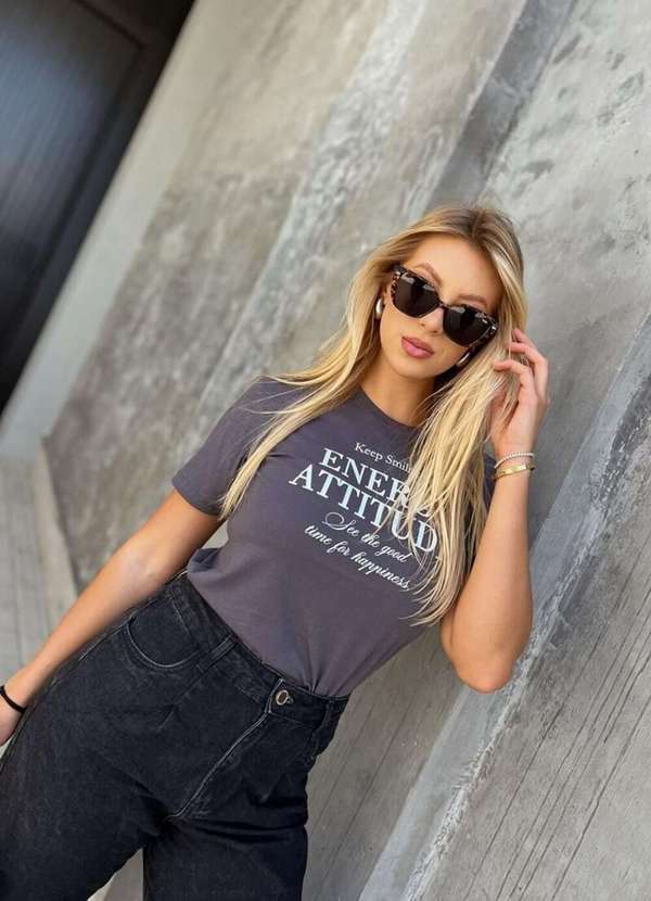 Camiseta Feminina Chumbo Energy Attitude - Chumbo