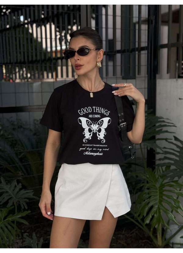 Camiseta Feminina Preta Metamorphosis - Preto
