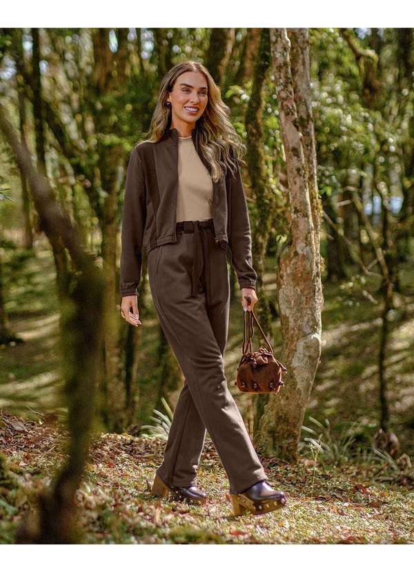 Calça Feminina em Moletom com Faixa e Bolso - Marrom