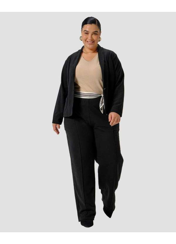 Calça Feminina Plus Size em Moletinho com Bolso Preto