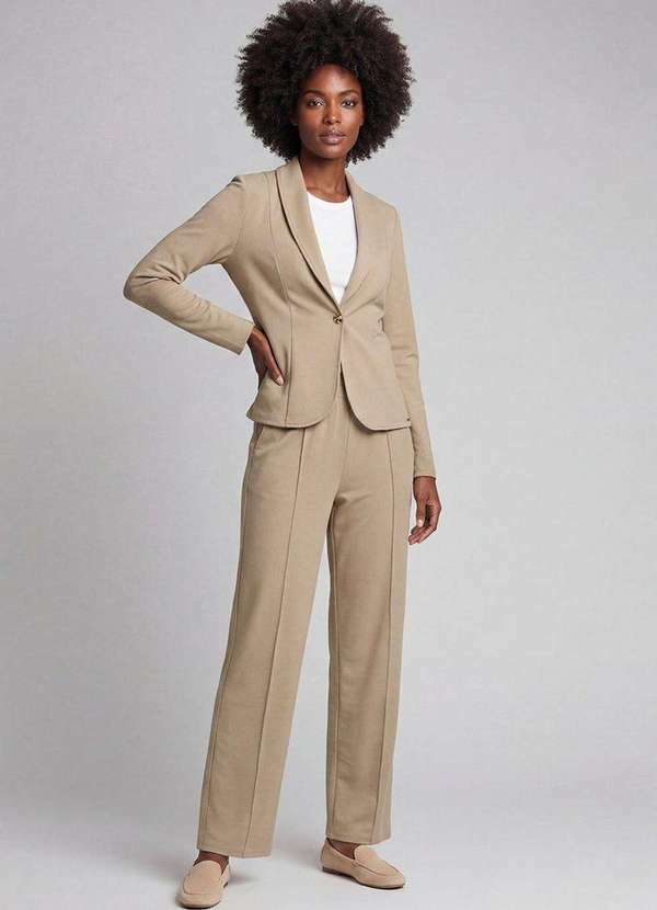 Blazer Feminino em Moletinho Sarjado Bege