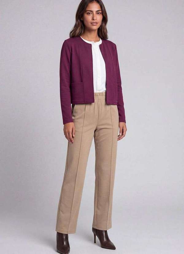 Casaco Feminino em Moletinho com Bolso Roxo
