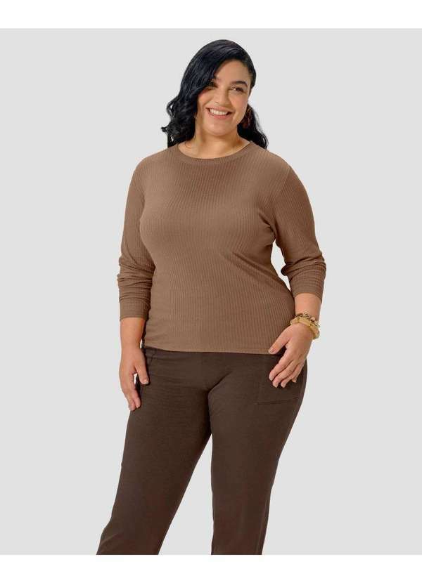Blusa Feminina Plus Size Manga Longa com Retilínea Marrom
