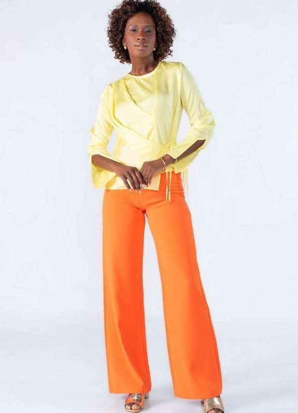 Blusa Poliester Transpassada Amarelo