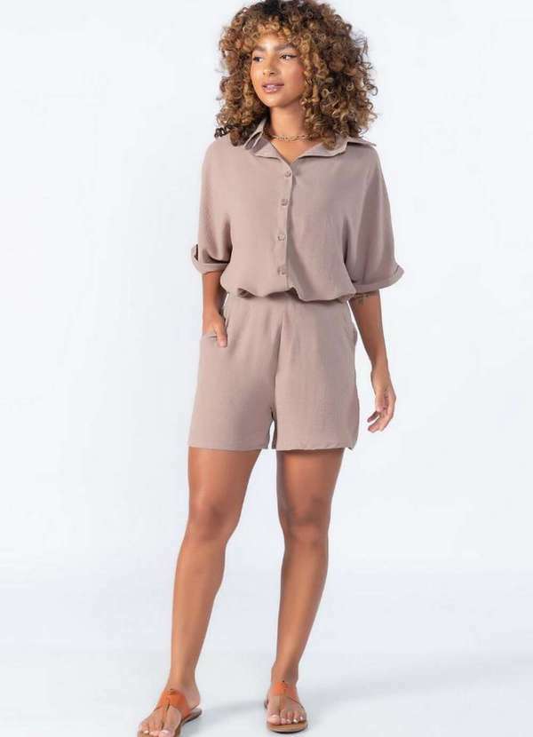 Conjunto Camisa e Shorts Social Caqui