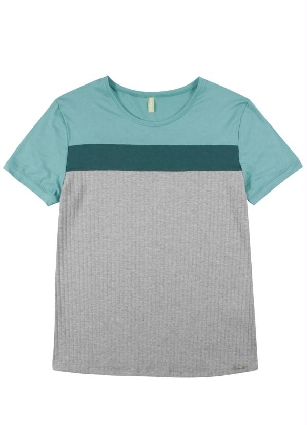 T-Shirt Adulto com Detalhe de Recorte Azul