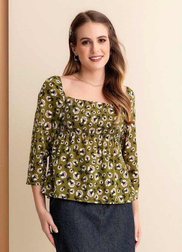 Blusa Floral Verde com Lastéx