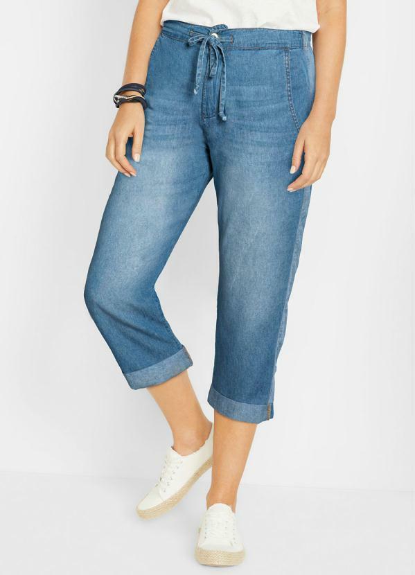 Calça Jeans Confort Cropped Azul Claro
