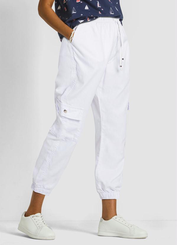 Calça Jogger com Amarração Branca