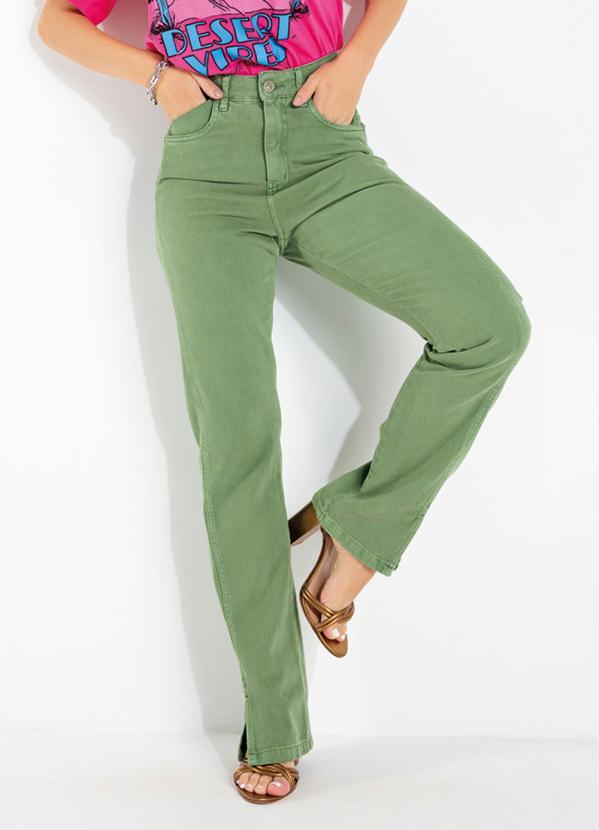 Calça Verde Reta Sawary com Bolsos e Fendas