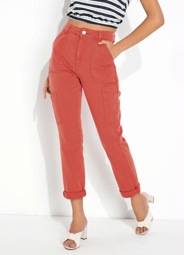 Calça Vermelha Reta com Bolsos Sawary