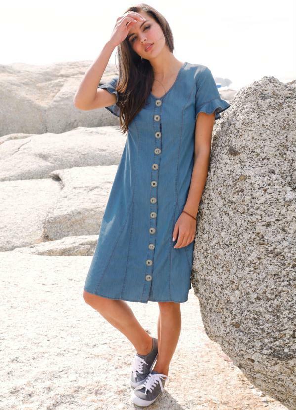 Vestido Jeans com Abotoamento Azul Claro
