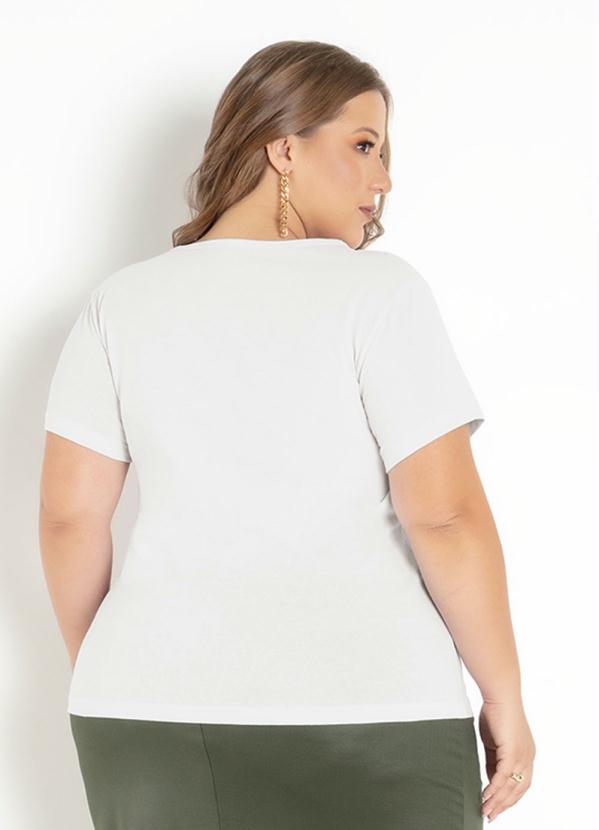 Blusa Branca com Estampa na Frente Plus Size
