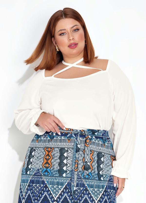 Vista 2 Blusa Off White Amarração no Decote Plus Size Marguerite Marguerite