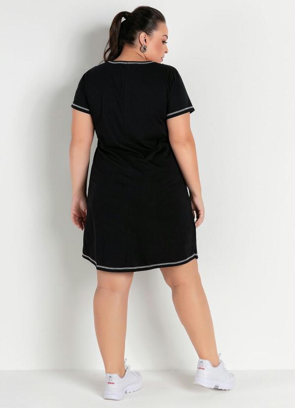 

Vestido Preto com Costura Contrastante Plus Size
