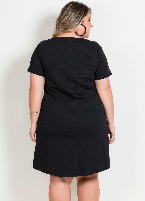 

Vestido Preto Plus Size com Estampa Frontal