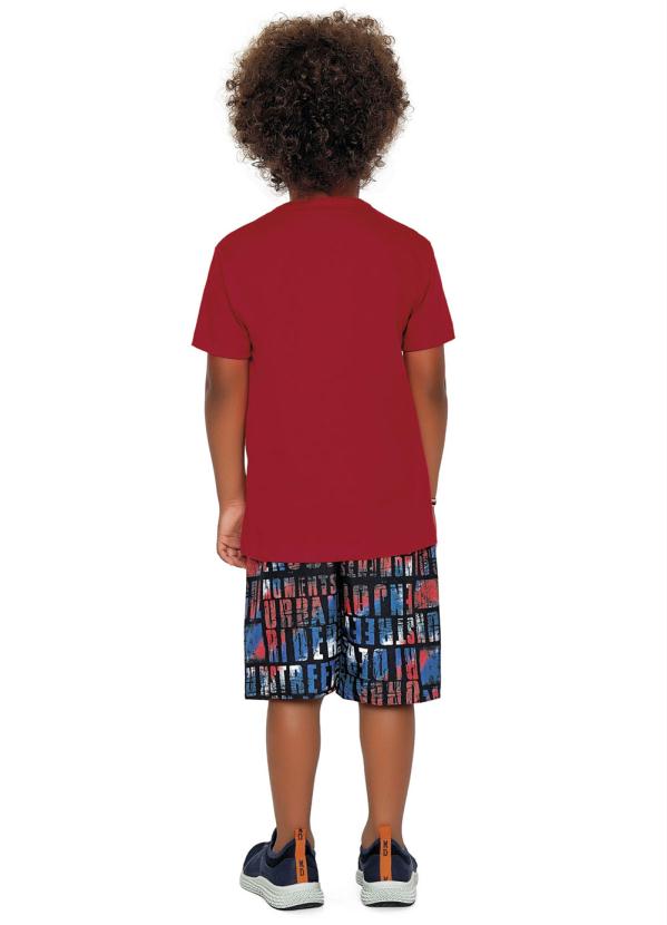Conjunto Camiseta Vermelho e Bermuda Estampada