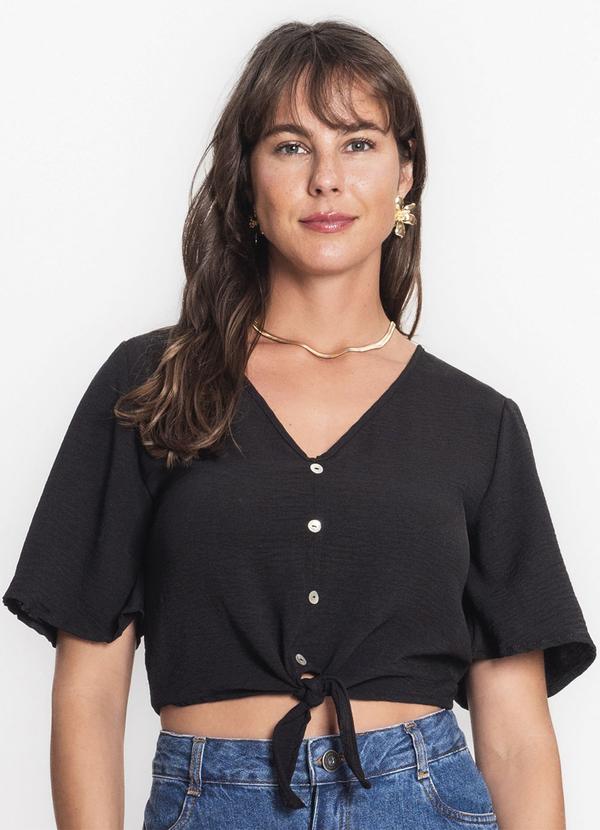 Camisa Feminina com Botões e Laço Preto