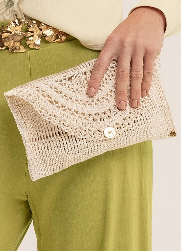 Bolsa Clutch em Crochê Bege