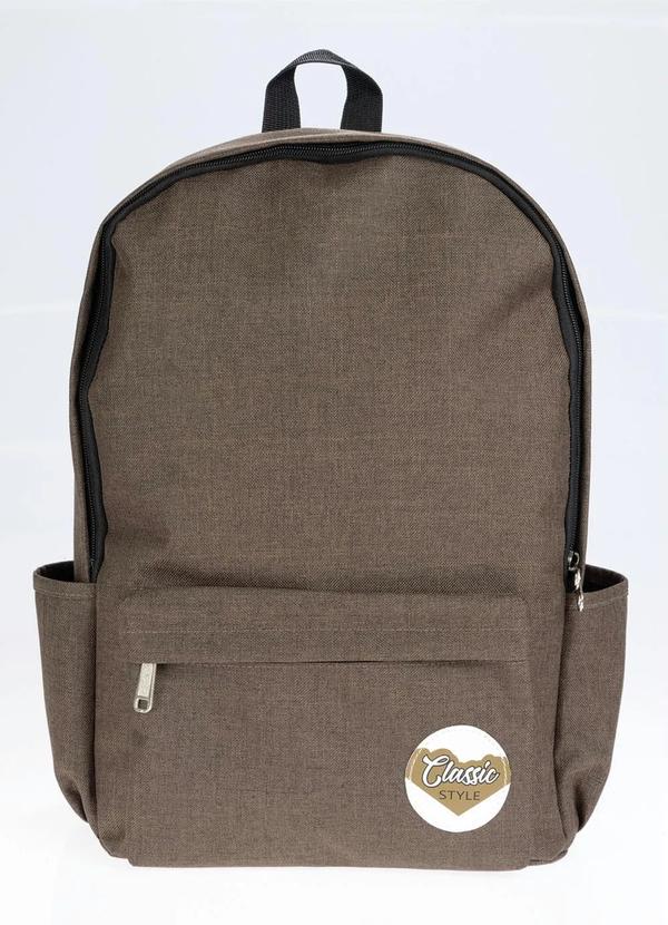 Mochila Marrom com Compartimentos Laterais