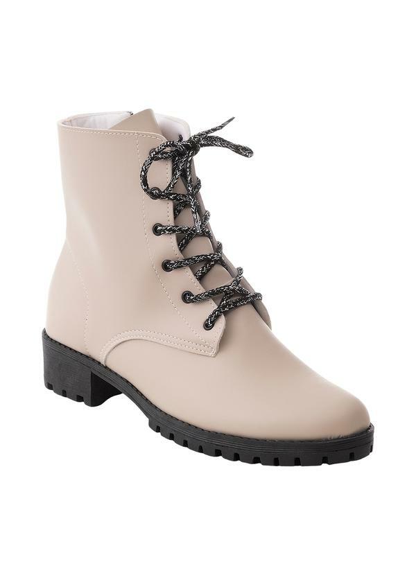 Bota Bege em Sintético