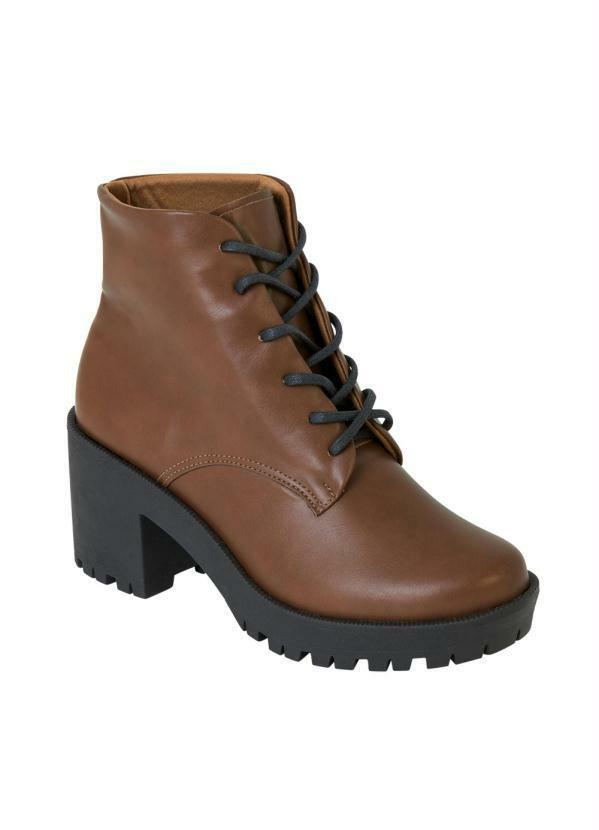 Bota Caramelo Cano Médio com Solado Tratorado