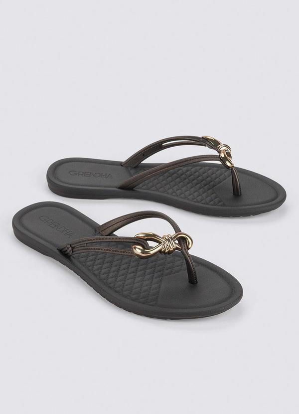 Vista 2 Chinelo Grendha Ideal Preto GRENDHA