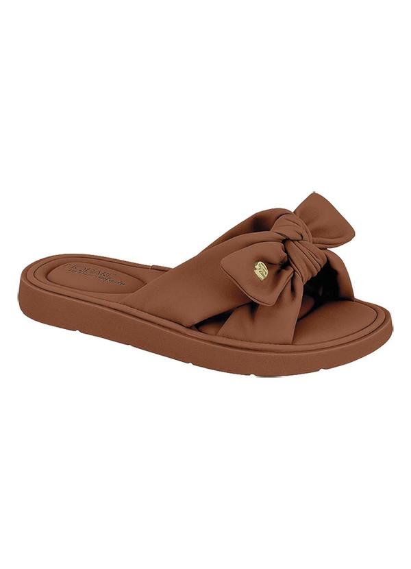 Chinelo Modare Avelã
