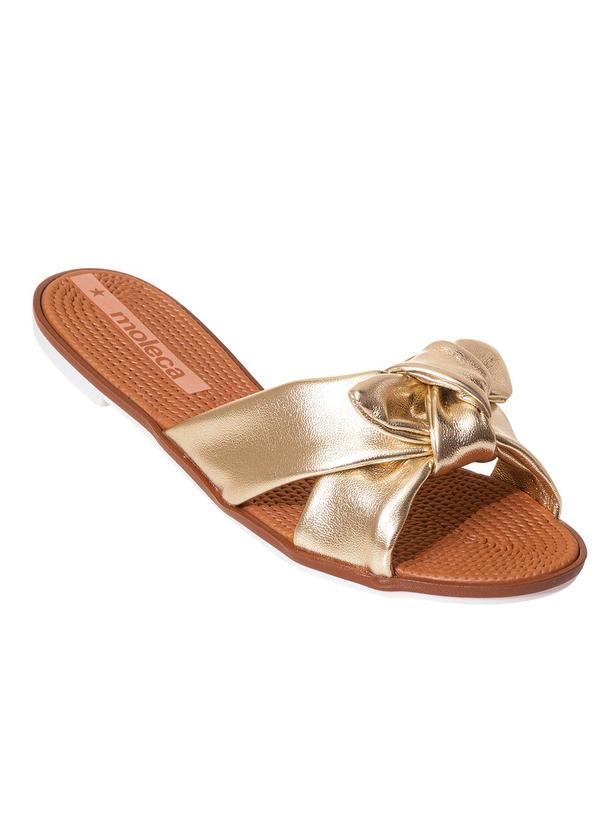 Chinelo Moleca Dourada em Sisntético Metalizado