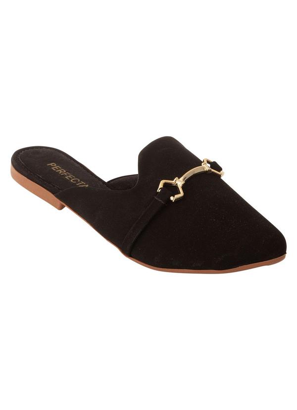Mule Preto com Adereço Dourado no Cabedal