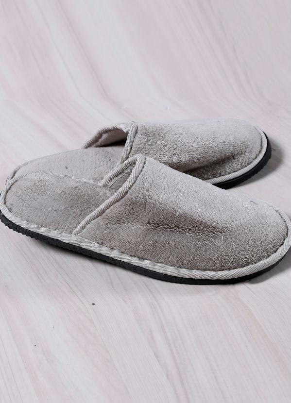 Vista 2 Pantufa Masculina em Plush Bene Casa Bege Rovitex Rovitex